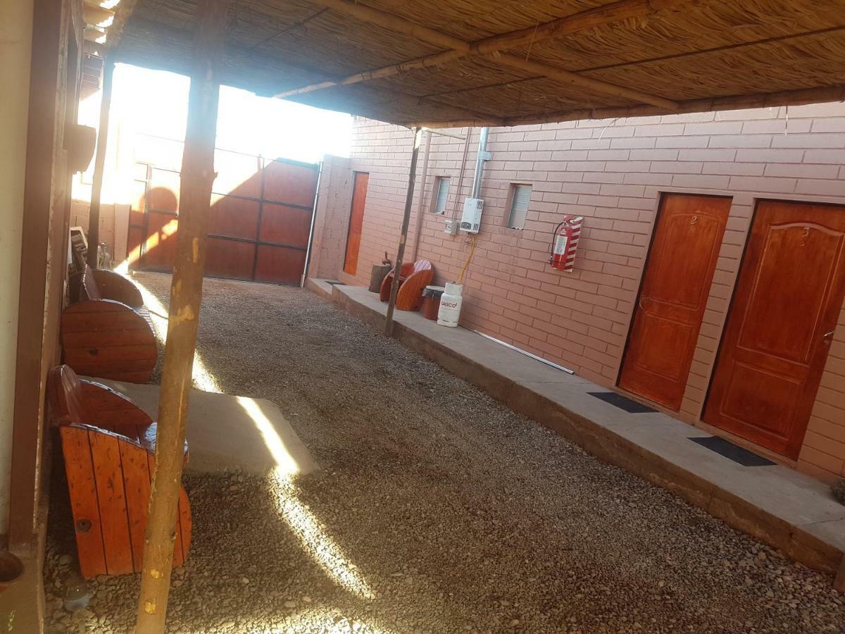 نزل سان بيدرو دي أتاكامافي Hostal Nuevo Sol Y Viento المظهر الخارجي الصورة